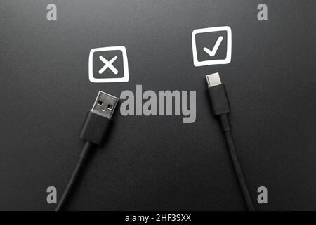 Alter und moderner usb-Standard Typ C und Typ A Stockfoto