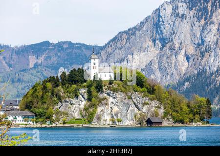 Johannesberg - Kapelle in Oberösterreich in Traunkirchen auf einem Felsen im See Stockfoto