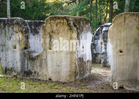 Slave House Ruins in Kingsley Plantation auf Fort George Island in Jacksonville, Florida. (USA) Stockfoto