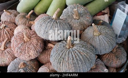 ThEWET BLUMENMARKT, Wat Sam Phraya, Phra Nakhon BANGKOK, THAILAND Stockfoto