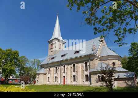 St. Jacob Lutherische Kirche in Tapa, Estland. Stockfoto