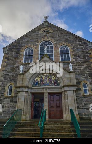 St. Columba's Church Long Tower Stadt Derry, Nordirland. Vertikales Format Stockfoto