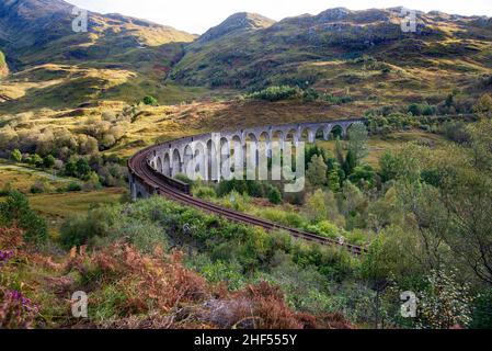 Schöne Aussicht auf Glenfinnan Viadukt in Scotland Highland, UK Stockfoto