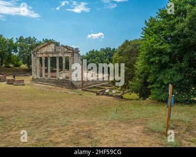 Denkmal für Agonotheten in den Ruinen von Apollonia - Albanien Stockfoto