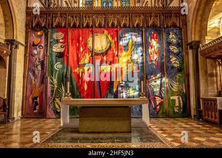 Chichester, Januar 5th 2022: Chichester Cathedral Alter und Hintergrund Stockfoto