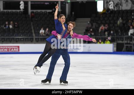 Tallinn, Estland. 14th Januar 2022. Tallinn, Estland. Jan 14 2021: Aurelija IPOLITO & Luke RUSSELL (LAT), während des Ice Dance Rhythm Dance, bei den ISU European Figure Skating Championships 2022, in der Tondiraba Ice Hall, am 14. Januar 2022 in Tallinn, Estland. Kredit: Raniero Corbelletti/AFLO/Alamy Live Nachrichten Gutschrift: Aflo Co. Ltd./Alamy Live Nachrichten Stockfoto