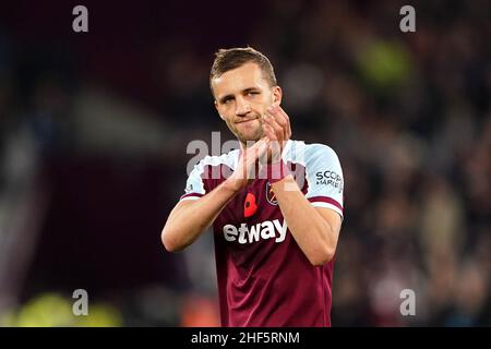 Aktenfoto vom 07-11-2021 von Tomas Soucek von West Ham United, den West Ham hoffentlich für den Besuch von Leeds zurück haben wird. Der tschechische Mittelfeldspieler Soucek verpasste den Sieg in der Wochenmitte über Norwich nach einem positiven Covid-19-Test. Ausgabedatum: Freitag, 14. Januar 2022. Stockfoto