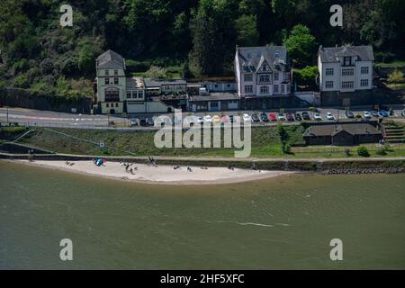 St. Goar, Deutschland 9. Mai 2021, Strandabschnitt bei St. Goar am Rhein Stockfoto