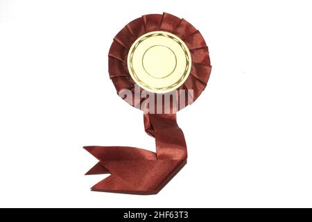 Rosette-Preisabzeichen der Vintage-Gewinnerin für die Best-in-Show oder Gewinn eines Race of Award auf weißem Hintergrund Stockfoto