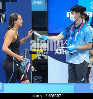 26th. JULI 2021 - TOKIO, JAPAN: Martina Carraro aus Italien beendet 3rd ihres Halbfinales für Frauen im Breaststroke 100m bei den Olympischen Spielen 2020 in Tokio (Phot Stockfoto