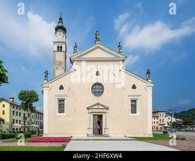 Italien, Venetien, Provinz Belluno, die Arcipretal Kirche Santa Maria Assunta in Lentiai, Borgo Valbelluna Stockfoto