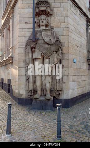 Duisburg, Roland-Statue im Rathaus, Nordrhein-Westfalen, Deutschland Stockfoto