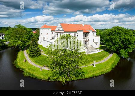 Europa, Polen, Woiwodschaft Masowien, Schloss in Szydlowiec Stockfoto