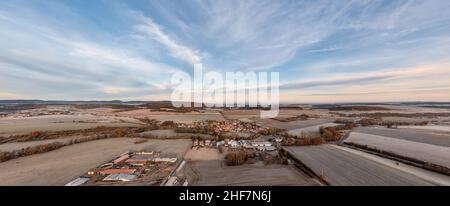 Deutschland, Thüringen, Stadtilm, Kreis Griesheim, Dorf, Felder, Landschaft, Farmen, Felder, Übersicht, Luftbild, Panorama Stockfoto