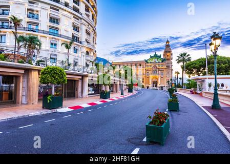 Monte Carlo, Monaco - wunderschöner kleiner Kauntry an der französischen Riviera, das Mittelmeer, das für sein luxuriöses Leben berühmt ist. Stockfoto