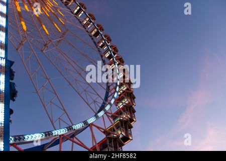 Riesenrad, Abendstimmung, Oktoberfest Stockfoto