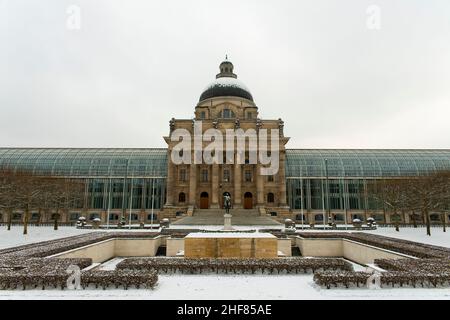 Bayerische Staatskanzlei, München, Hofgarten Stockfoto