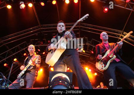 Ayr Racecourse, Ayr, Ayrshire, Schottland, Großbritannien. Deacon Blue treten auf der Rennbahn auf Stockfoto