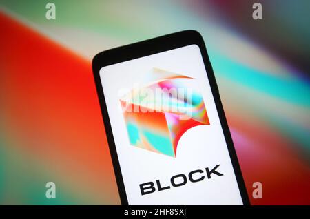 Ukraine. 14th Januar 2022. In dieser Abbildung ist ein Logo von Block Inc. Auf einem Smartphone-Bildschirm zu sehen. (Foto von Pavlo Gonchar/SOPA Images/Sipa USA) Quelle: SIPA USA/Alamy Live News Stockfoto