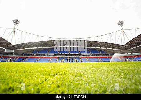 Bolton, Großbritannien. 15th Januar 2022. Gesamtansicht des University of Bolton Stadions während des Spiels der EFL Sky Bet League 1 zwischen Bolton Wanderers und Ipswich Town im University of Bolton Stadium, Bolton, England, am 15. Januar 2022. Foto von Mike Morese.nur zur redaktionellen Verwendung, Lizenz für kommerzielle Nutzung erforderlich. Keine Verwendung bei Wetten, Spielen oder Veröffentlichungen einzelner Clubs/Vereine/Spieler. Kredit: UK Sports Pics Ltd/Alamy Live Nachrichten Gutschrift: UK Sports Pics Ltd/Alamy Live Nachrichten Stockfoto