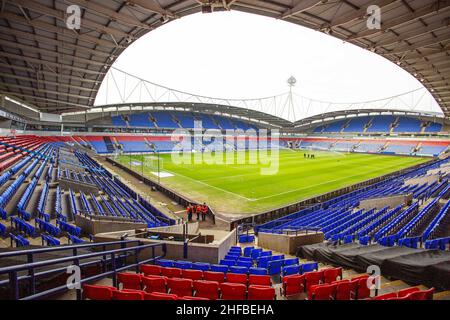 Bolton, Großbritannien. 15th Januar 2022. Gesamtansicht des University of Bolton Stadions während des Spiels der EFL Sky Bet League 1 zwischen Bolton Wanderers und Ipswich Town im University of Bolton Stadium, Bolton, England, am 15. Januar 2022. Foto von Mike Morese.nur zur redaktionellen Verwendung, Lizenz für kommerzielle Nutzung erforderlich. Keine Verwendung bei Wetten, Spielen oder Veröffentlichungen einzelner Clubs/Vereine/Spieler. Kredit: UK Sports Pics Ltd/Alamy Live Nachrichten Gutschrift: UK Sports Pics Ltd/Alamy Live Nachrichten Stockfoto