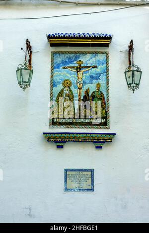 Retablo cerámico en la iglesia de Santiago del Santisimo Cristo de la Piedad, Cádiz Stockfoto