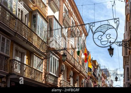 Calles adornadas para Carnaval, Cádiz Stockfoto