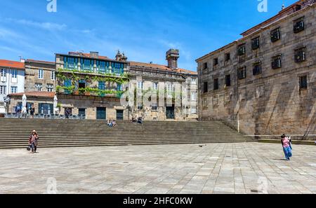 Plaza de Quintana y casa de la parra en Santiago de Compostela, Galicien, España Stockfoto