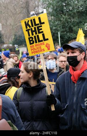 London, Großbritannien. 15th. Januar 2022. Tötet den protestmarsch des Gesetzentwurfs von Lincoln's Inn Field zum Parliament Square. Kredit: Matthew Chattle/Alamy Live Nachrichten Stockfoto