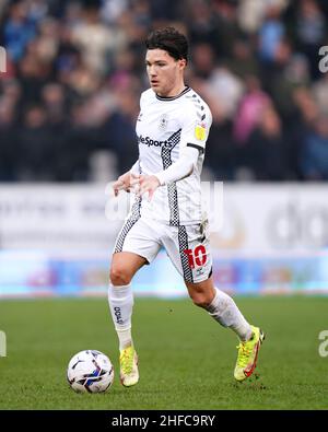 Callum O'Hare von Coventry City während des Sky Bet Championship-Spiels im Weston Homes Stadium, Peterborough. Bilddatum: Samstag, 15. Januar 2022. Stockfoto