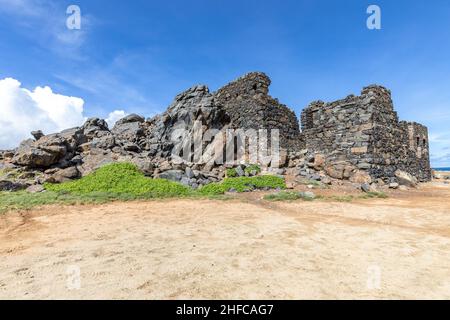 Eine alte Goldmühle ist eine beliebte Touristenattraktion in Aruba Stockfoto