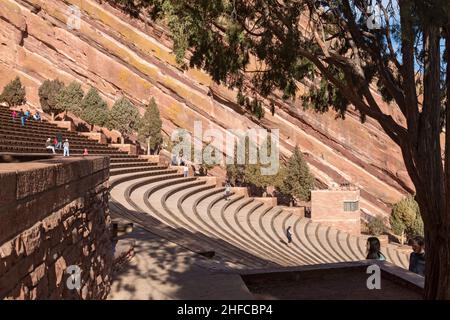 Morrison, Colorado - Red Rocks Ampitheater, ein beliebter Konzertort in den Ausläufern westlich von Denver. Stockfoto