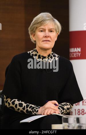 London, Großbritannien. 15. Januar 2022. Kate Green MP spricht auf der Neujahrskonferenz der Fabian Society im Friends House im Zentrum von London. Bilddatum: Samstag, 15. Januar 2022. Bildnachweis sollte lauten: Matt Crossick/Empics/Alamy Live News Stockfoto