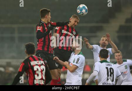 Munichgladbach, Deutschland. 15th Jan, 2022. firo : 01/15/2022, Fuvuball, 1.Bundesliga, Saison 2021/2022, Gladbach, Borussia MV?nchgladbach - Bayer 04 Leverkusen Robert Andrich, header Credit: dpa/Alamy Live News Stockfoto