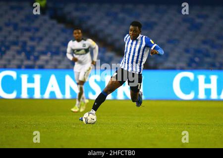 Hillsborough, Sheffield, England -15th Januar 2022 DELE-Bashiru (17) von Sheffield Mittwoch macht einen tollen Lauf - während des Spiels Sheffield Mittwoch gegen Plymouth Argyle, Sky Bet League One, 2021/22, Hillsborough, Sheffield, England - 15th Januar 2022 Credit: Arthur Haigh/WhiteRoseFotos/Alamy Live News Stockfoto