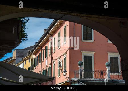 Peschiera del Garda ist eine Stadt und Gemeinde in der Provinz Verona, in Venetien, Italien. Stockfoto