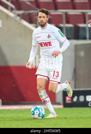 Mark Uth, 1.FCK 13 im Spiel 1.FC KÖLN - FC BAYERN MÜNCHEN 0-4 1.Deutsche Fußballliga am 15. Januar 2022 in Köln, Deutschland Saison 2021/2022, Spieltag 19, 1.Bundesliga, 19.Spieltag, © Peter Schatz / Alamy Live News - die DFL-VORSCHRIFTEN VERBIETEN DIE VERWENDUNG VON FOTOS als BILDSEQUENZEN und/oder QUASI-VIDEO - Stockfoto