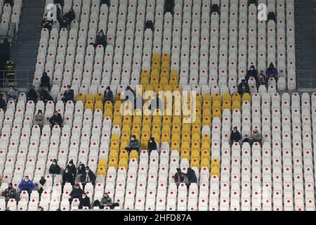 Turin, Italien. 15th Januar 2022. Die Öffentlichkeit im Allianz Stadium während des Juventus FC vs Udinese Calcio, italienisches Fußballspiel der Serie A in Turin, Italien, Januar 15 2022 Quelle: Independent Photo Agency/Alamy Live News Stockfoto