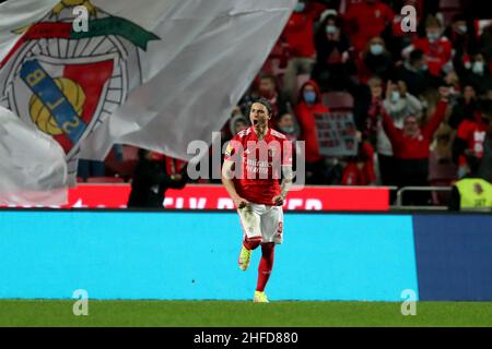 Lissabon, Portugal. 15th Januar 2022. Darwin Nunez von SL Benfica feiert am 15. Januar 2022 ein Tor beim Fußballspiel der Portugiesischen Liga zwischen SL Benfica und dem FC Moreirense im Luz-Stadion in Lissabon, Portugal. (Bild: © Pedro Fiuza/ZUMA Press Wire) Stockfoto