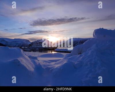 Olderdalen ist ein Hafen in Troms Og Finnmark County, Norwegen, und liegt am Kafjord. Stockfoto