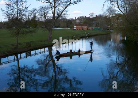 OXFORD, Großbritannien - 13. April 2021. Wetten in Oxford, England Stockfoto