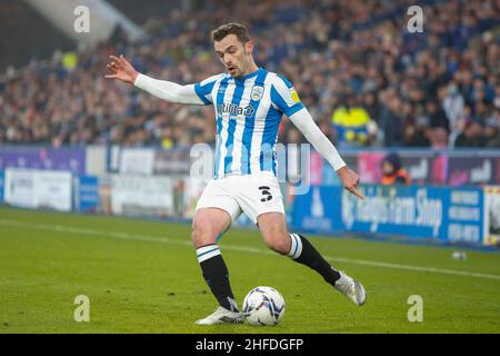 Huddersfield, Großbritannien. 15th Januar 2022. Harry Toffolo #3 von Huddersfield Town in Huddersfield, Vereinigtes Königreich am 1/15/2022. (Foto von Ben Early/News Images/Sipa USA) Quelle: SIPA USA/Alamy Live News Stockfoto