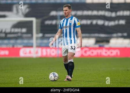 Huddersfield, Großbritannien. 15th Januar 2022. Tom Lees #32 von Huddersfield Town in Huddersfield, Vereinigtes Königreich am 1/15/2022. (Foto von Ben Early/News Images/Sipa USA) Quelle: SIPA USA/Alamy Live News Stockfoto