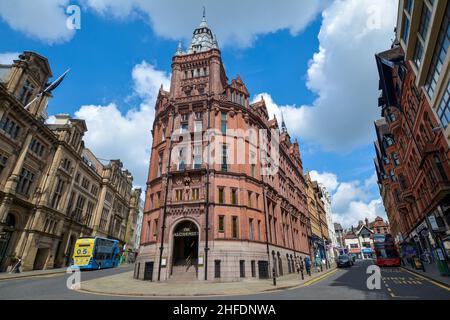 The Alchemist Building Bar and Restaurant zwischen Queen Street und King Street im Stadtzentrum von Nottingham, Nottinghamshire East Midlands England, Großbritannien. Stockfoto