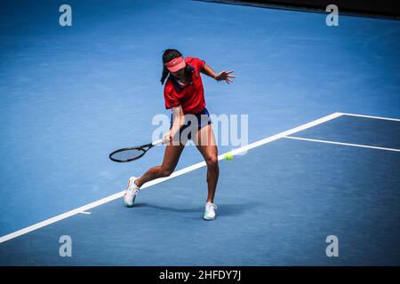 Melbourne, Victoria, Australien. 15th Januar 2022. Emma Raducanu übt im Vorfeld der Australian Open 2022 am 15. Januar 2022 im Melbourne Park in Melbourne, Australien. (Bild: © Chris Putnam/ZUMA Press Wire) Stockfoto