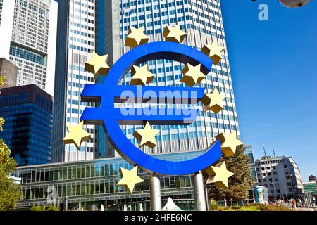 Die Europäische Zentralbank (EZB) an einem sonnigen Tag, Frankfurt am Main, Deutschland Stockfoto