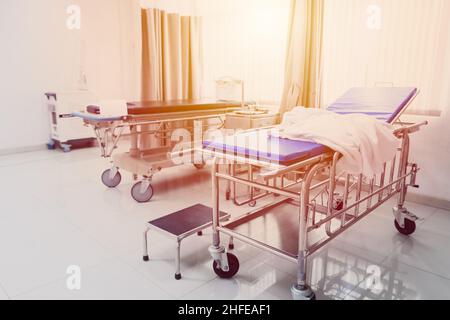 Notaufnahme im Krankenhaus sauber, kein Patient Stockfoto