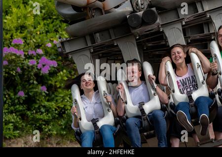 Hochwertige Bilder Alton Towers UK Theme Park und Achterbahnen, einschließlich Nemesis, Smiler, RITA AIR Stockfoto