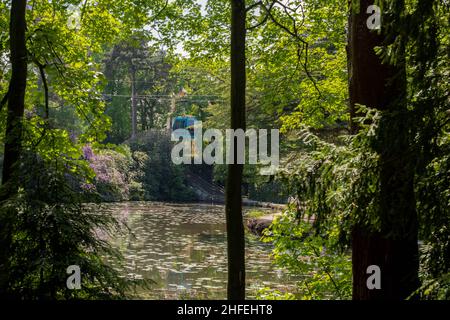 Hochwertige Bilder Alton Towers UK Theme Park und Achterbahnen, einschließlich Nemesis, Smiler, RITA AIR Stockfoto