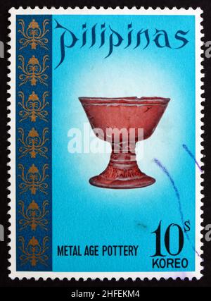 PHILIPPINEN - UM 1972: Eine auf den Philippinen gedruckte Marke zeigt Metal Age Kelch, 200 - 600 n. Chr., um 1972 Stockfoto